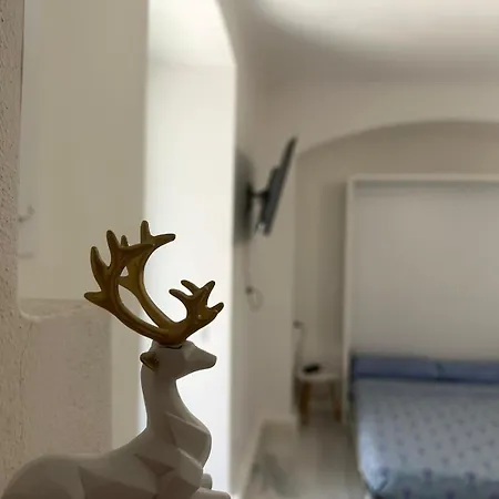 Stazione - Perla Argento Apartment *