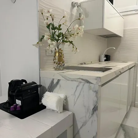Apartment Stazione - Perla Argento La Spezia