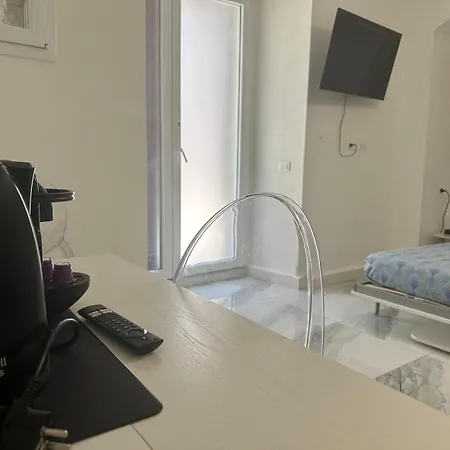 Stazione - Perla Argento Apartment *
